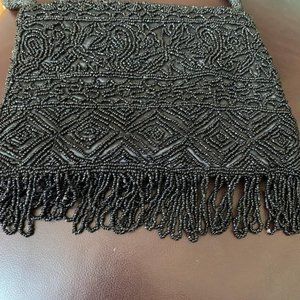 VINTAGE BEADED PURSE .